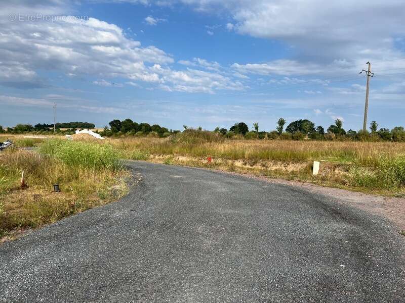 Terrain à vendre de 935,00 m² BONNEMAISON (14) - photo 2