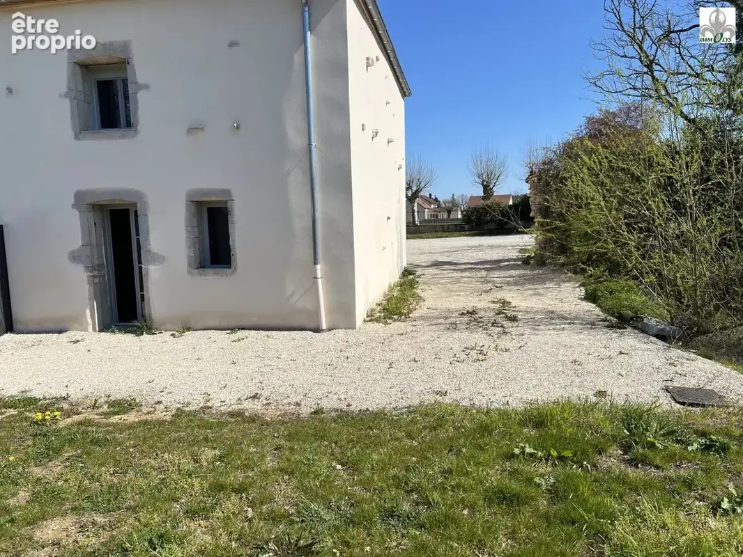 À saisir - maison à amenager avec jardin - photo 5