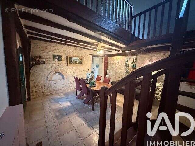 Photo 5 - Maison à ROCHECORBON