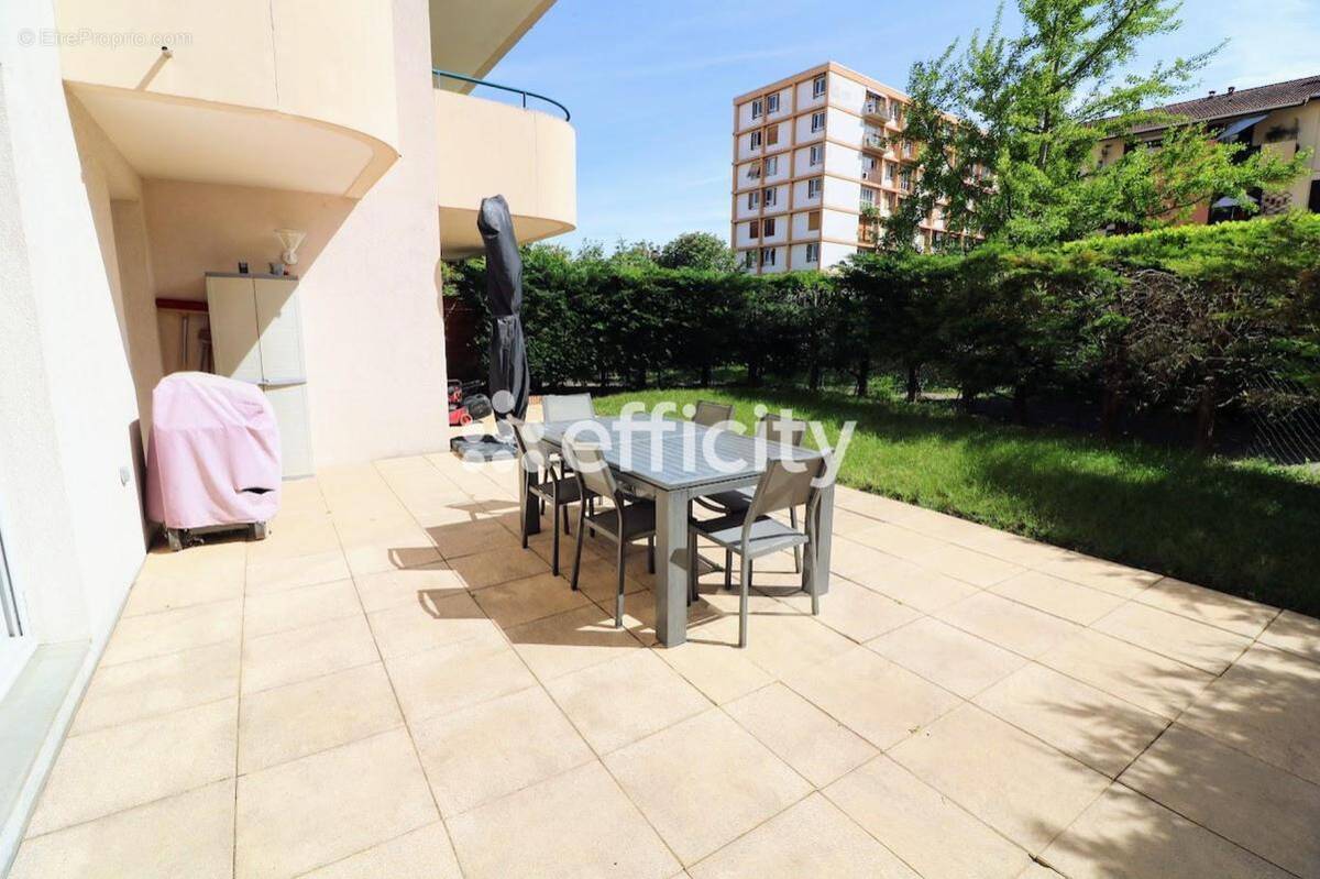 Appartement à VILLEURBANNE