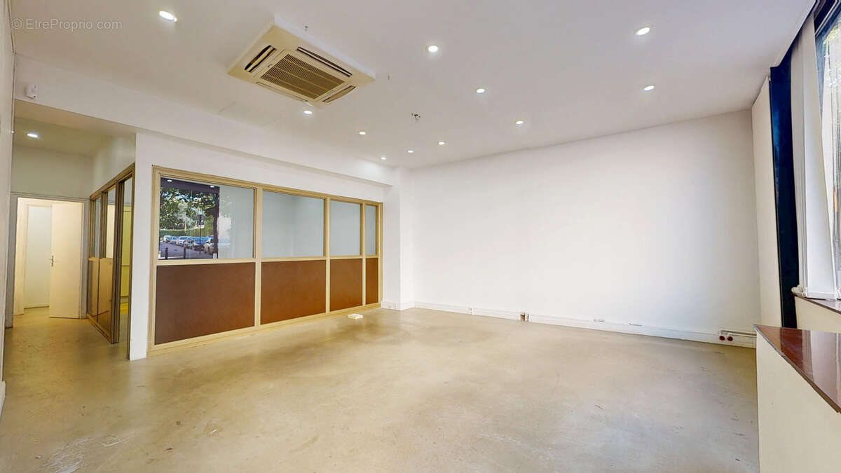 Commerce à PARIS-12E