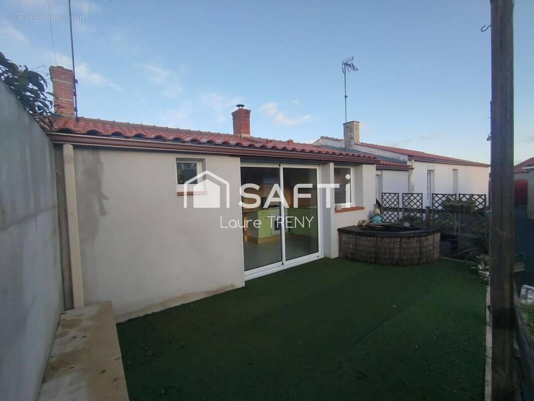 Photo 1 - Maison à SAINT-MAIXENT-SUR-VIE