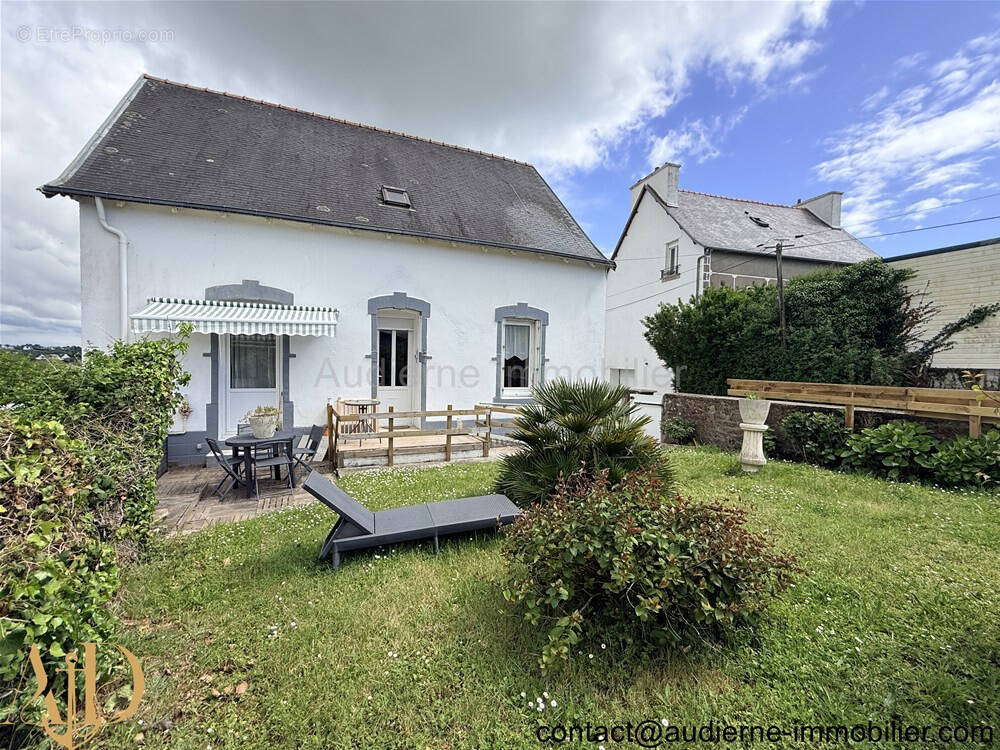 Maison à AUDIERNE