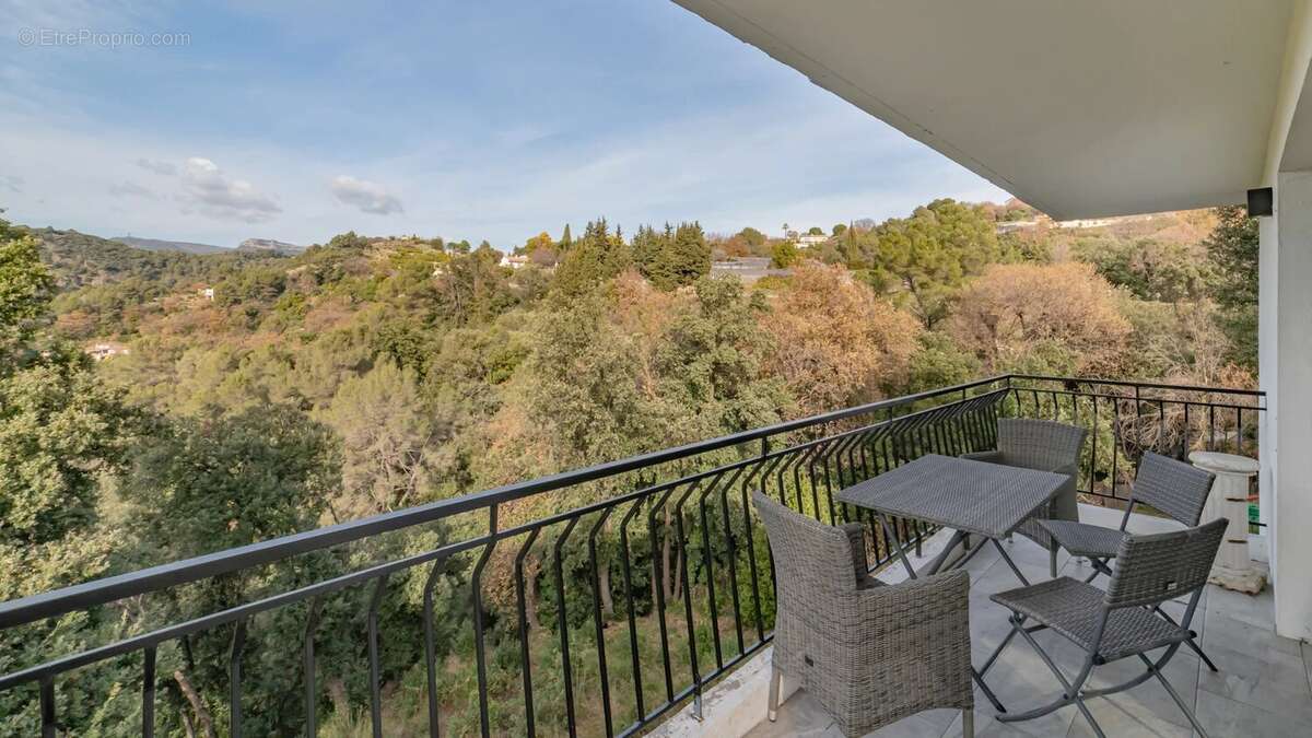 Maison à CAGNES-SUR-MER