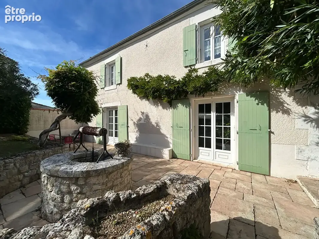 Photo Maison à L'ile-D'elle au prix de 247 500€
