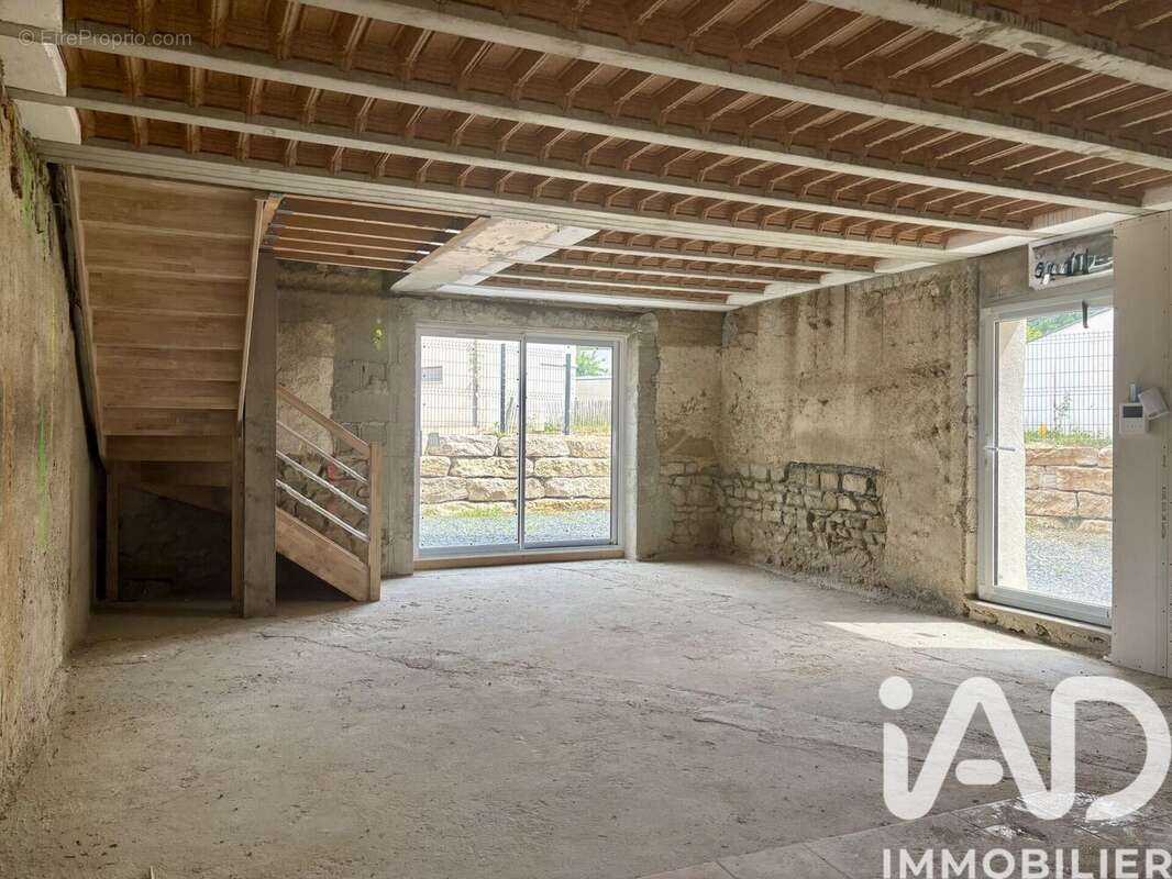 Photo 6 - Appartement à LENTILLY