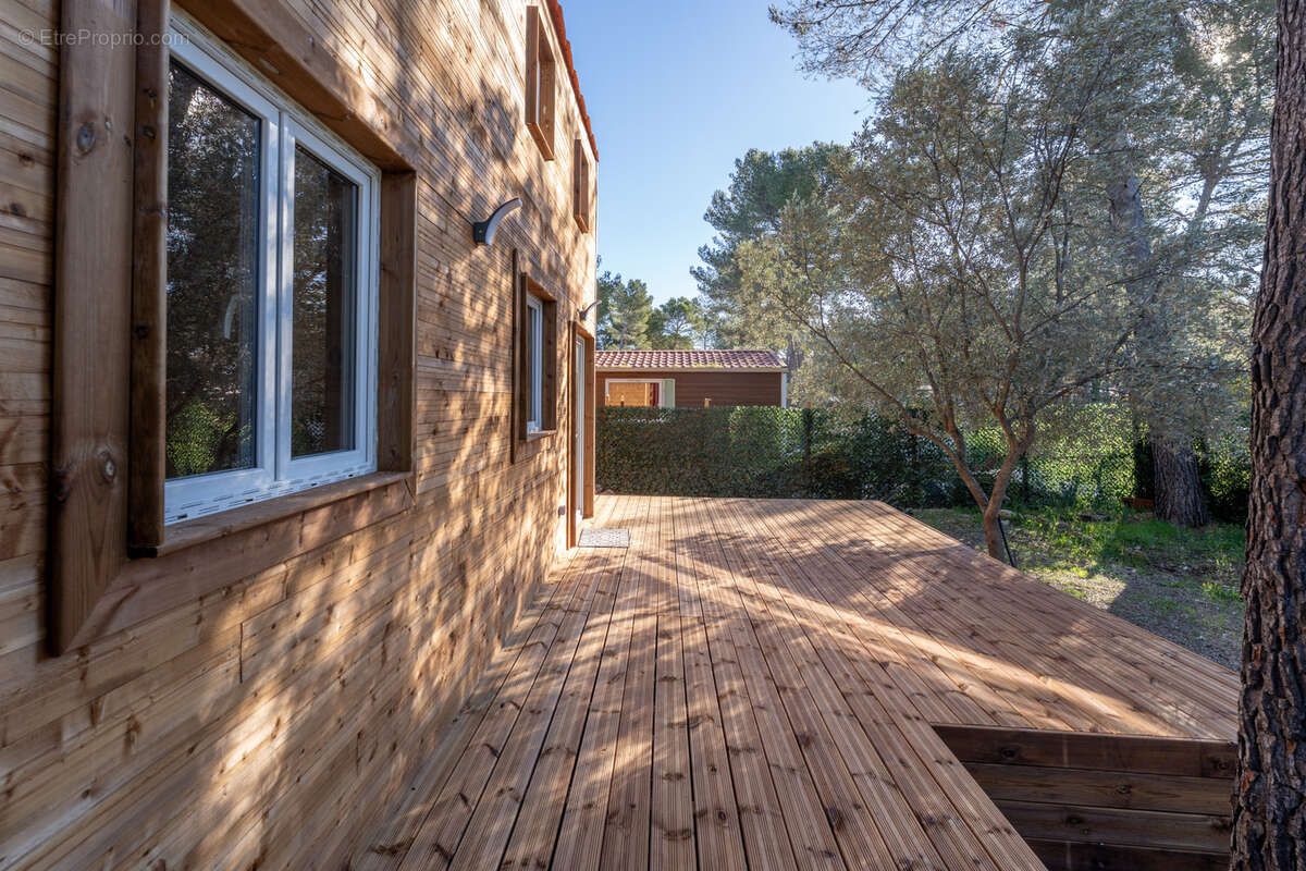 Maison à LE CASTELLET