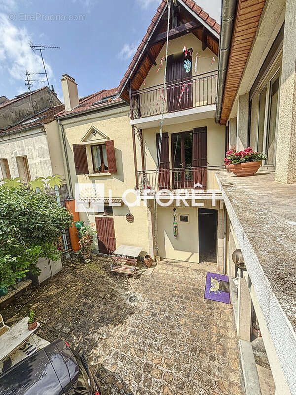 Appartement à VILLEJUIF