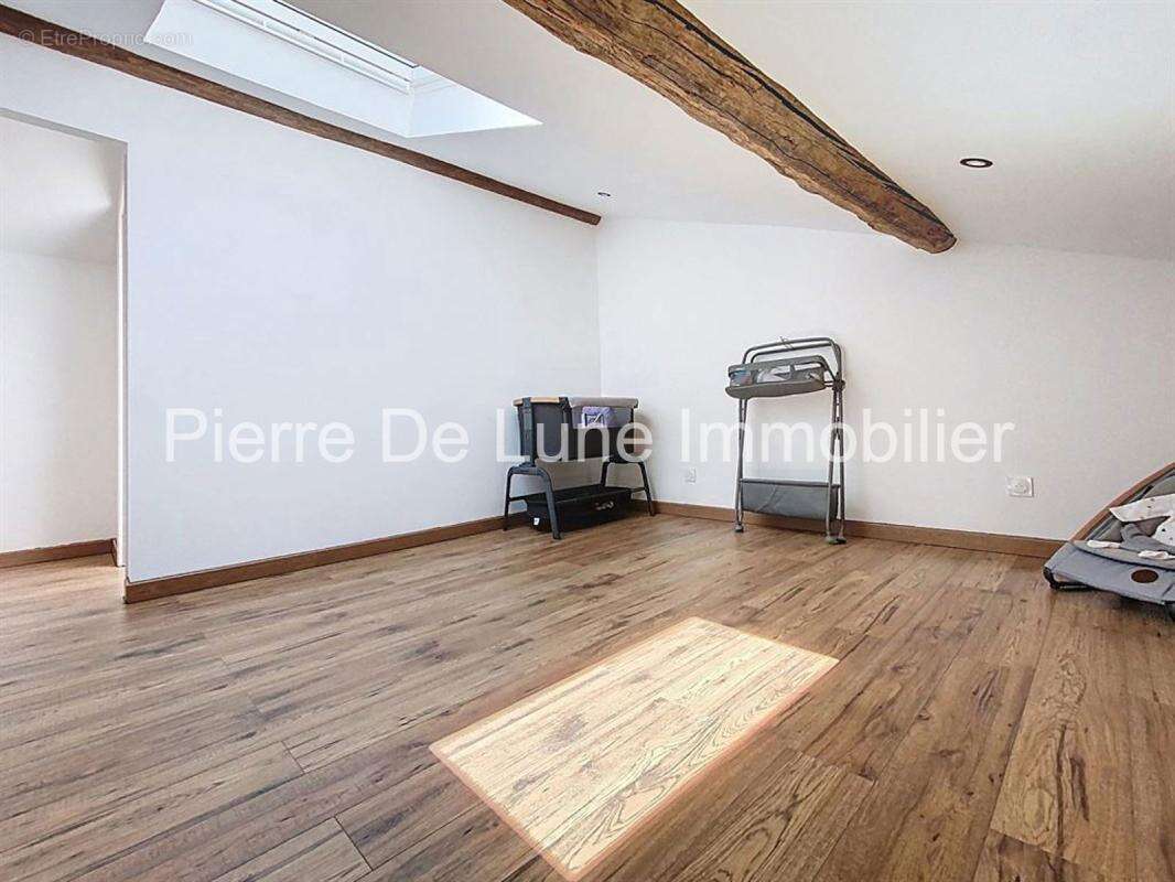 Appartement à MOIRE