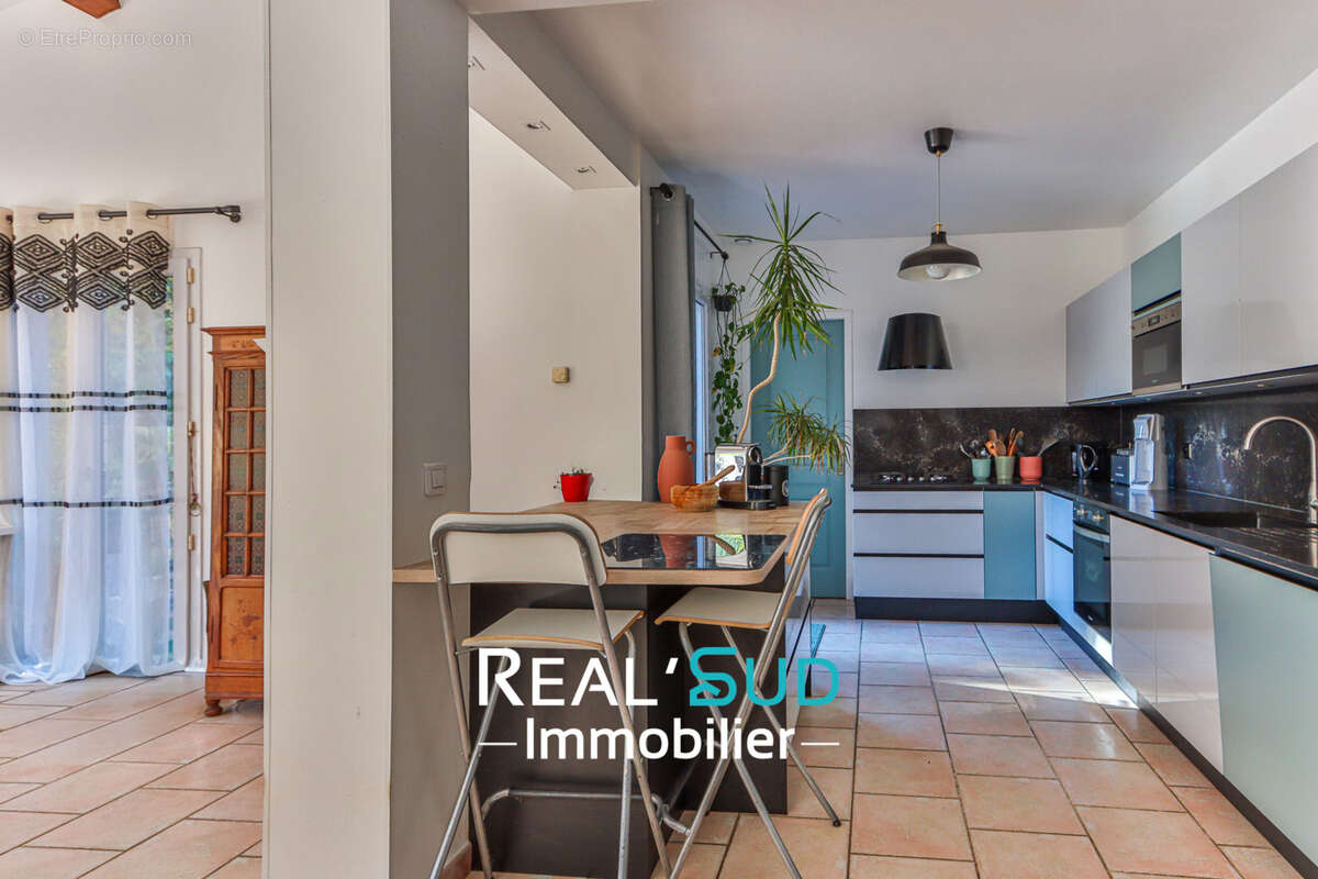 Maison à MARSEILLE-9E