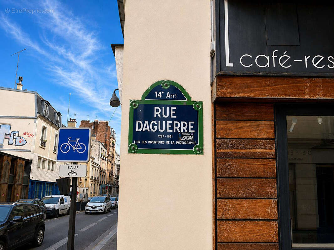 Appartement à PARIS-14E