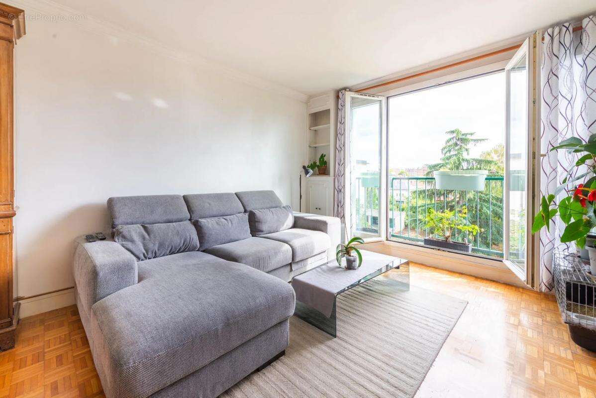 Appartement à COLOMBES