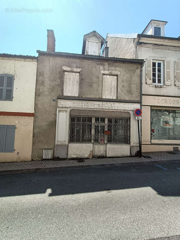 Maison à SAINT-POURCAIN-SUR-SIOULE