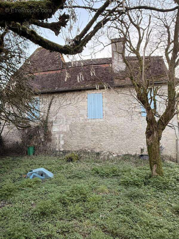 Maison à ANTONNE-ET-TRIGONANT