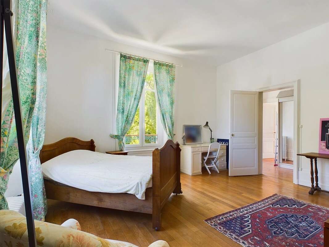 Maison à SAINT-JUNIEN