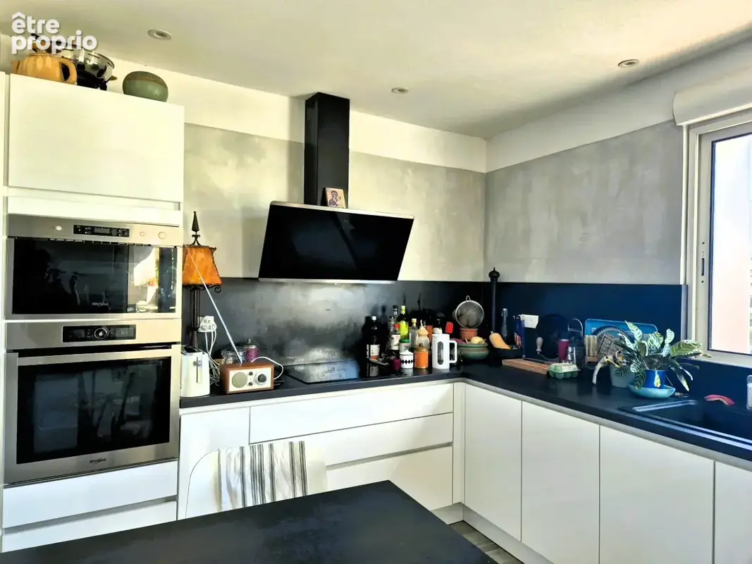 Superbe maison de caractere avec piscine et grand garage - photo 6