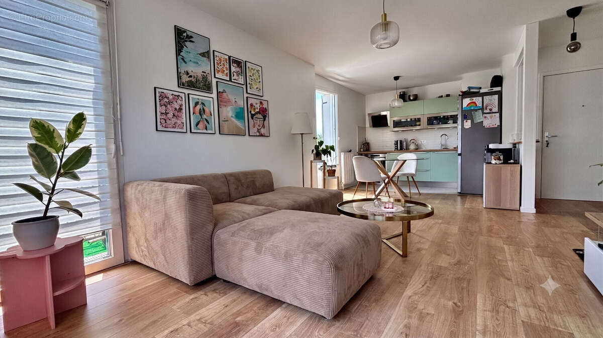 Appartement à CORBEIL-ESSONNES