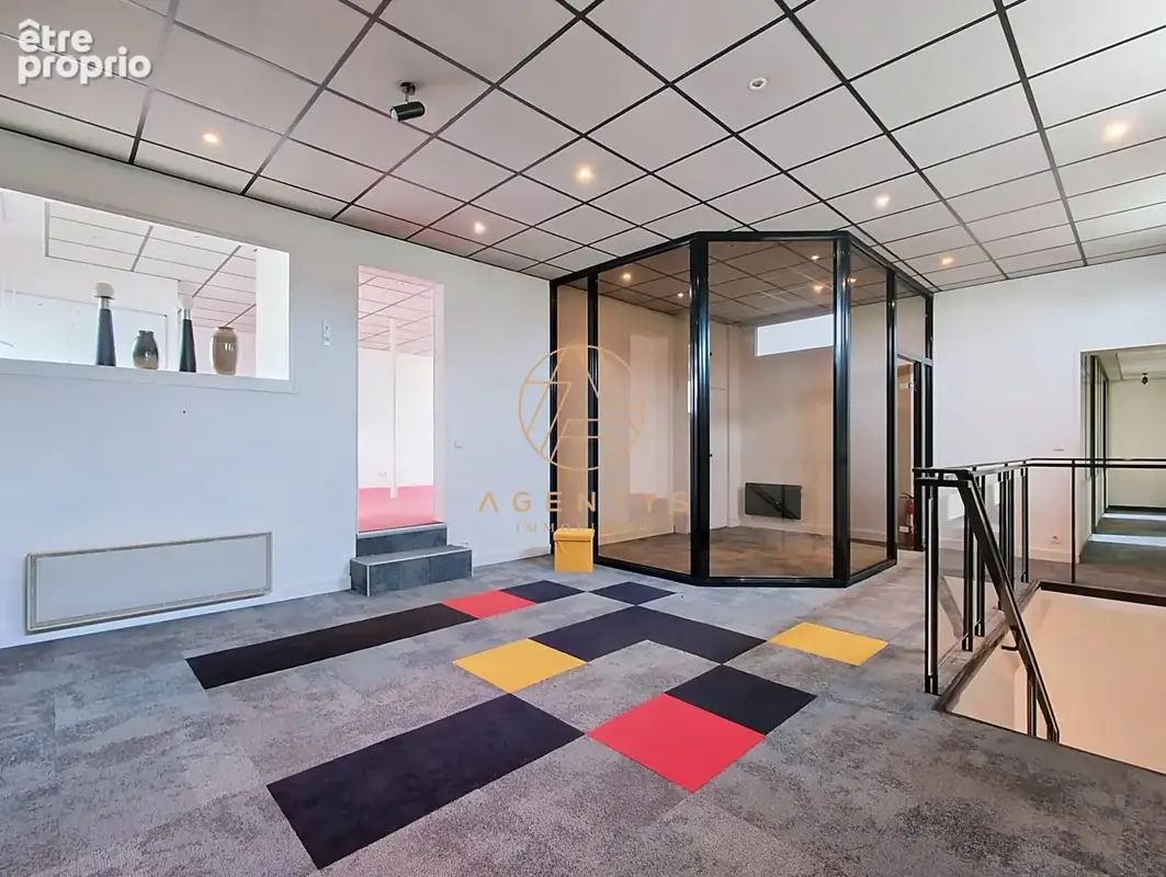 Photo Commerce à Saint-Maur-Des-Fosses au prix de 299 000€