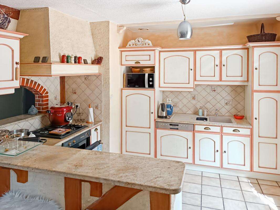 Maison à MENESTREAU-EN-VILLETTE