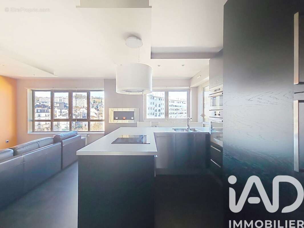 Photo 9 - Appartement à SURESNES