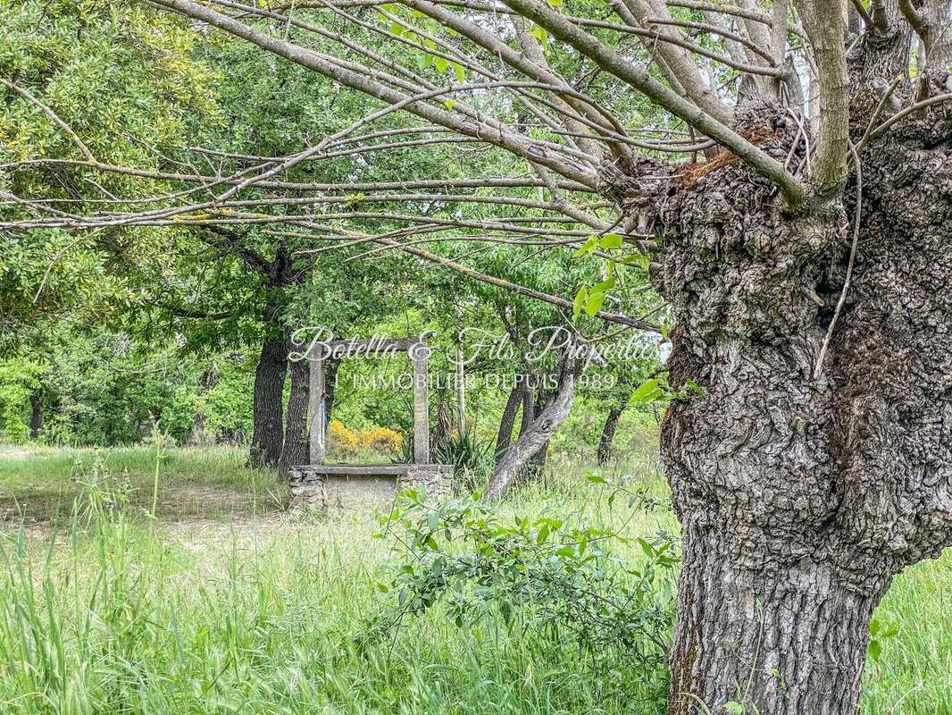 Maison à VEZENOBRES