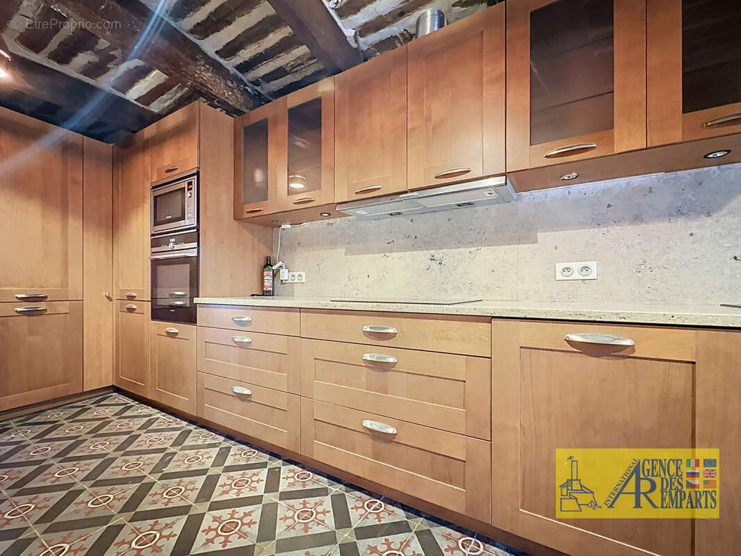 Appartement de caractère 82,95 m2 au cœur de la Vieille Ville - photo 9