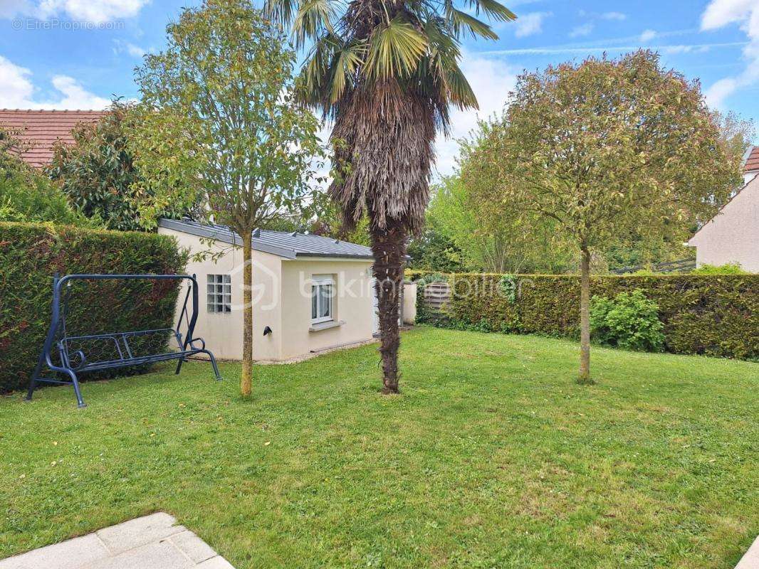 Maison à CLAYE-SOUILLY