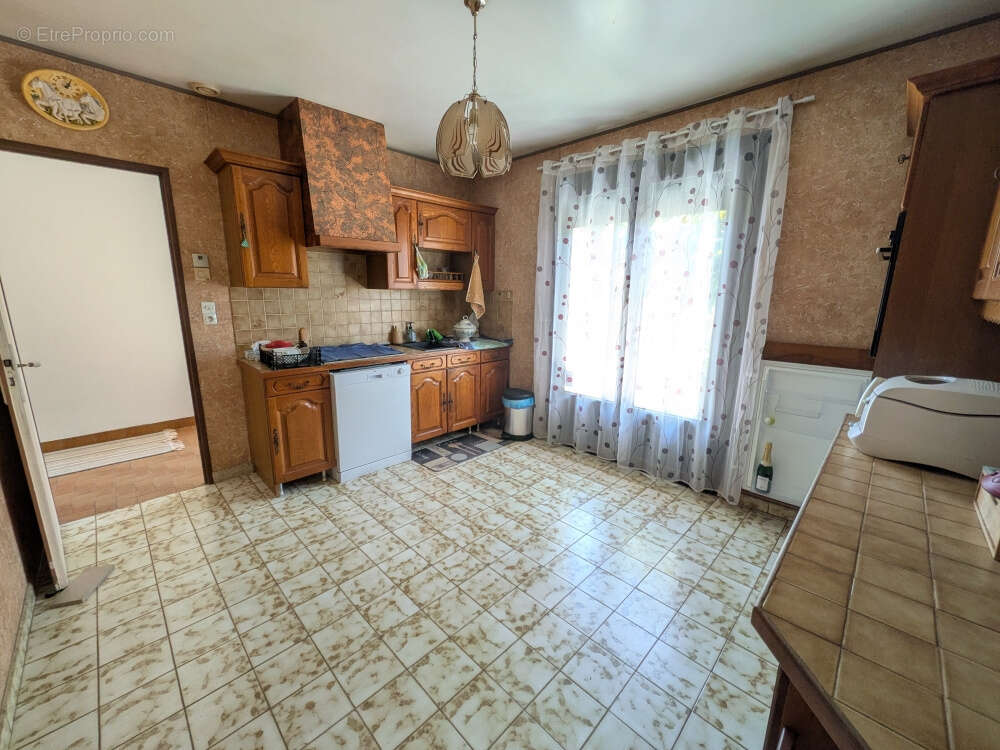 maison de plain pied garage trois chambres - photo 4