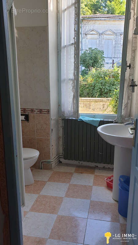 Maison à MIRAMBEAU
