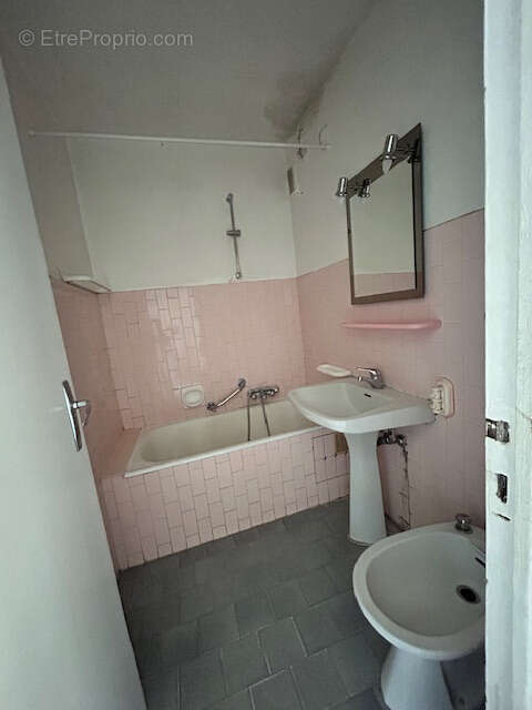 Appartement à LE CANNET