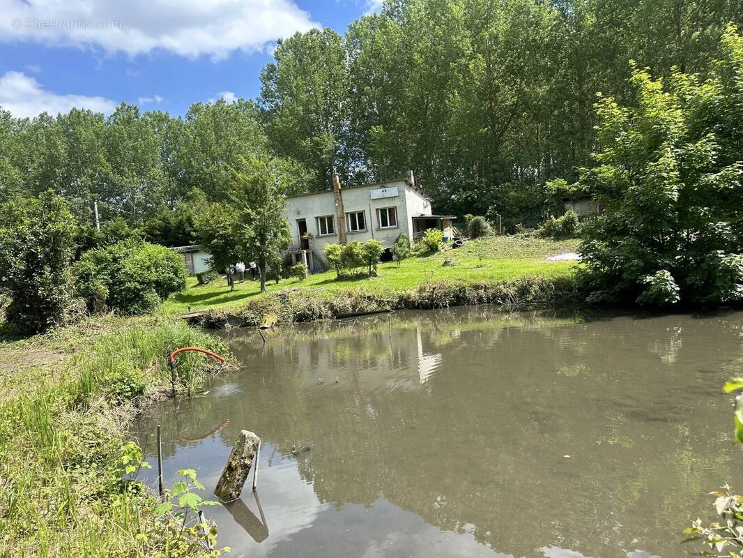 Maison à GUYENCOURT-SUR-NOYE