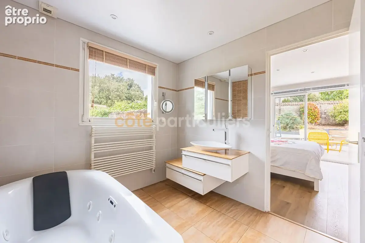 Gétigné - maison d'architecte de standing avec piscine - 217 m²  - 3 chambres + bureau + studio indépendant - photo 11