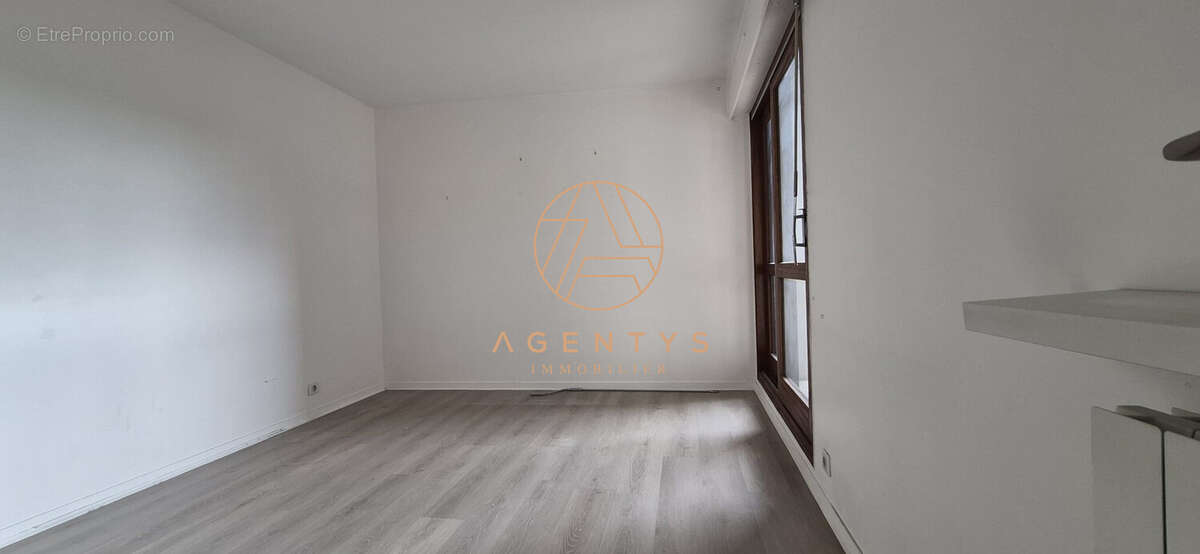 Appartement à LE PERREUX-SUR-MARNE