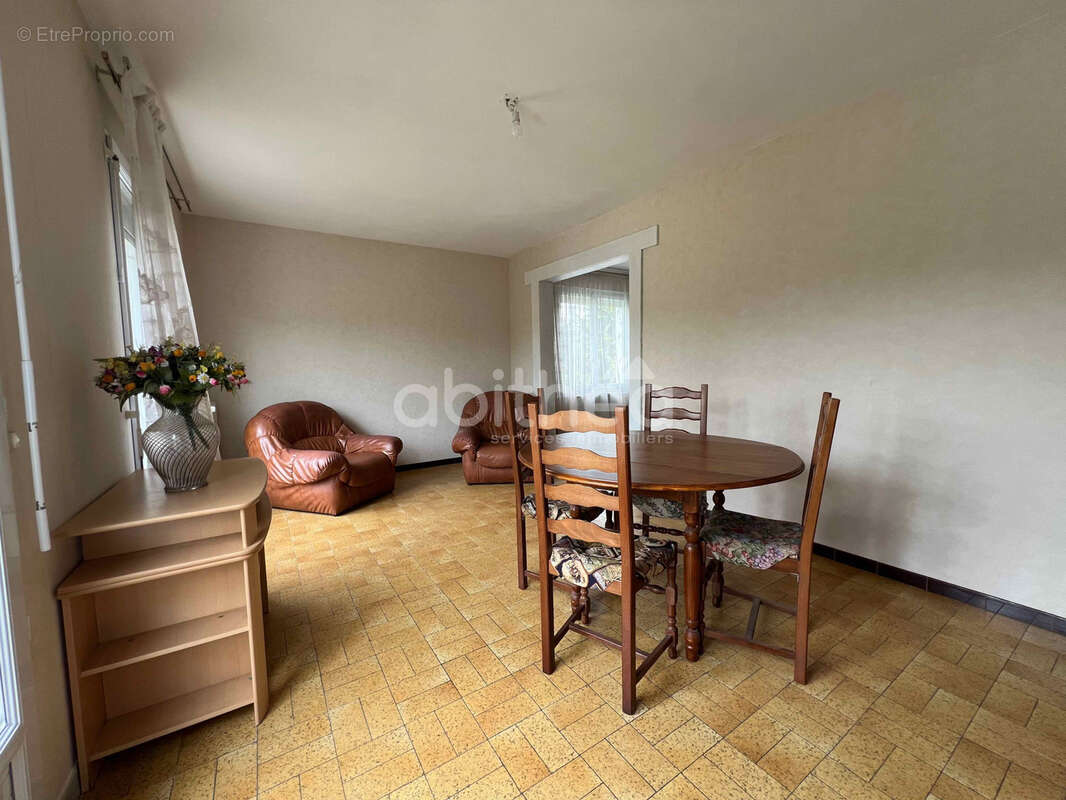 Maison à SAINT-AGNANT