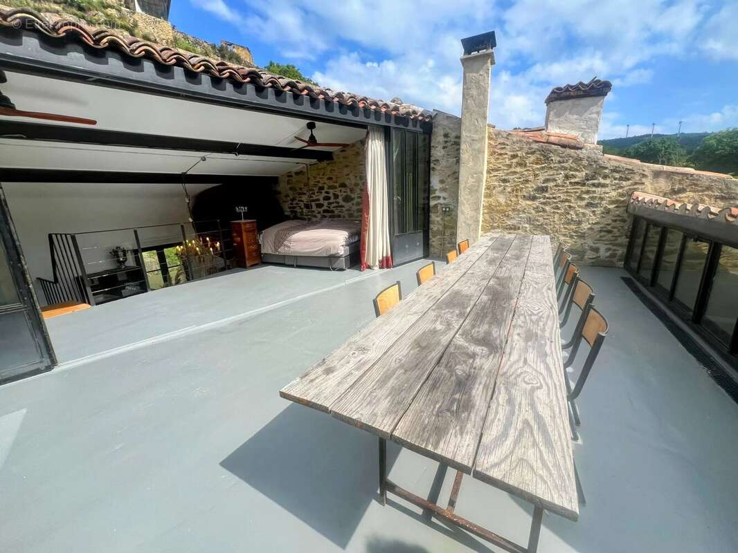 Près de Limoux, loft unique de style industriel dans un village pittoresque - photo 6