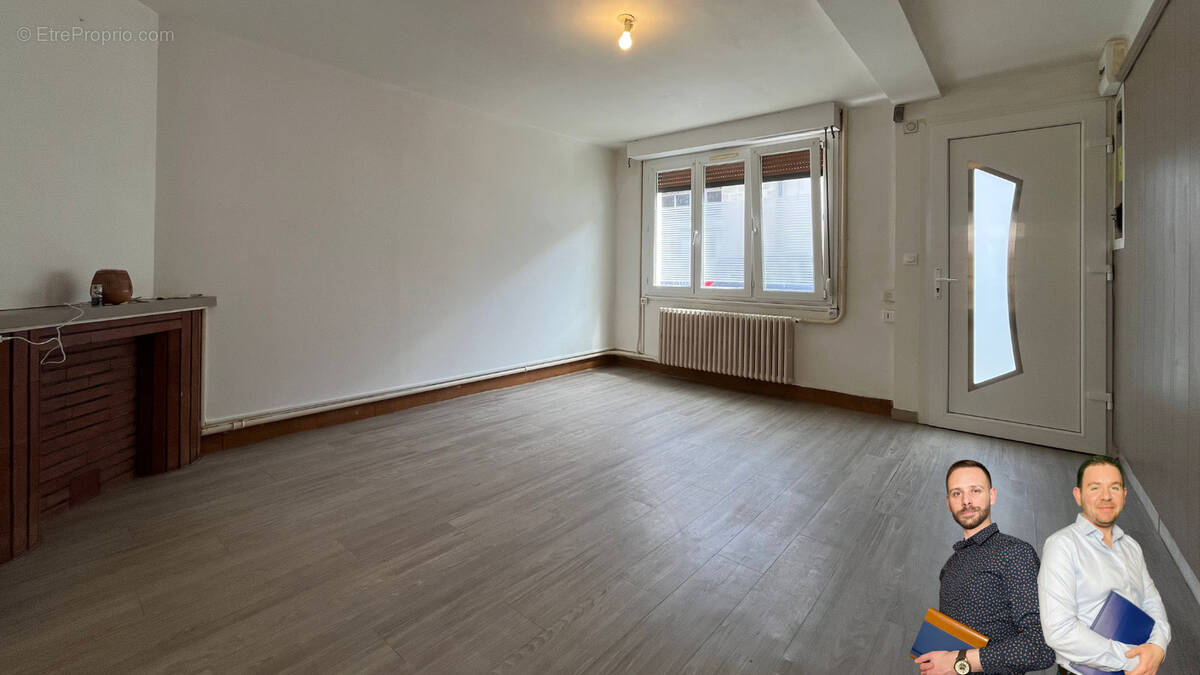 Maison à AUXI-LE-CHATEAU