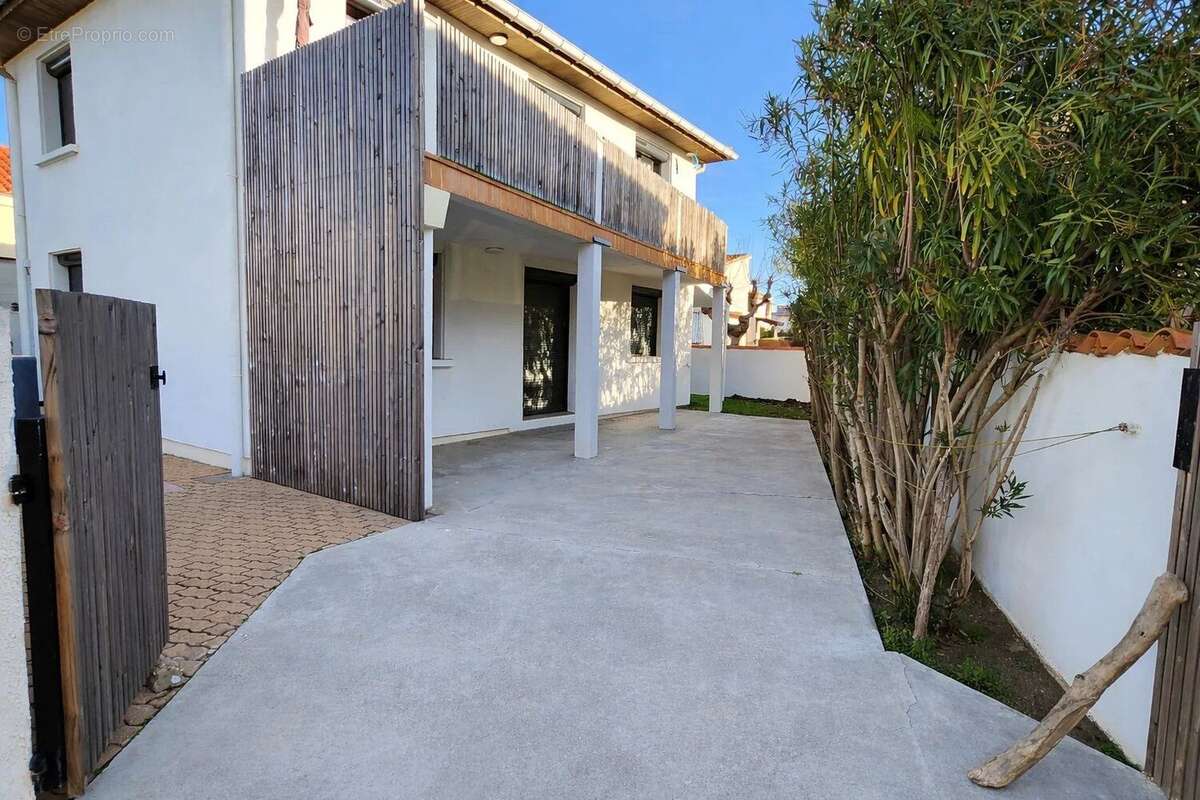 Appartement à PORTIRAGNES