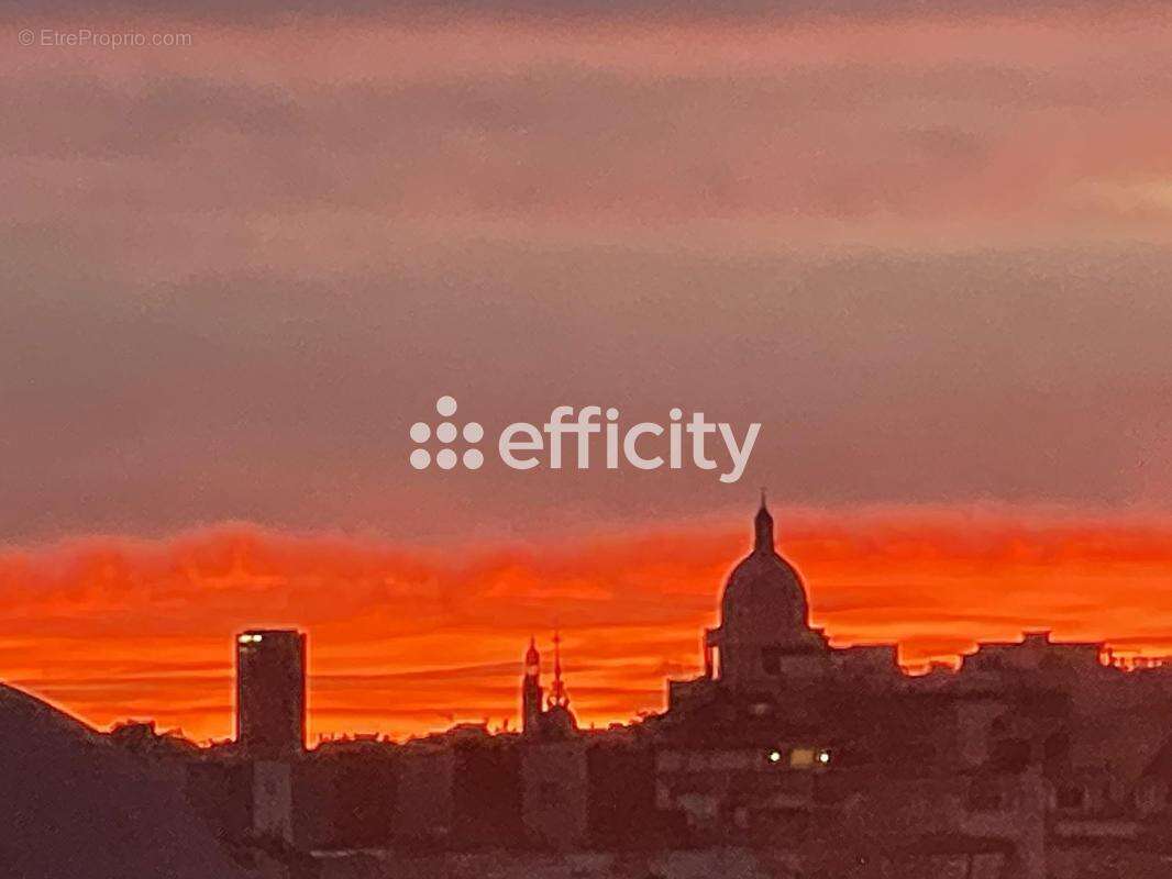 Appartement à PARIS-7E