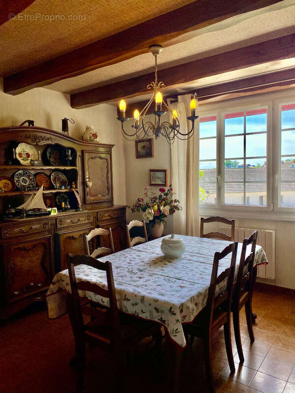 Maison à SAINT-BERAIN-SOUS-SANVIGNES