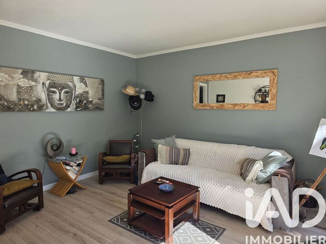 Photo 3 - Appartement à LIVRY-GARGAN