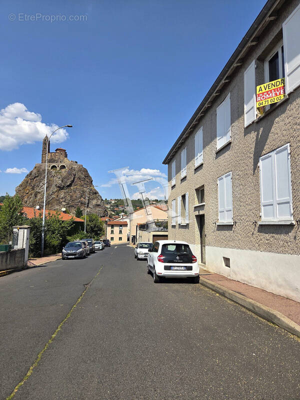 Appartement à LE PUY-EN-VELAY
