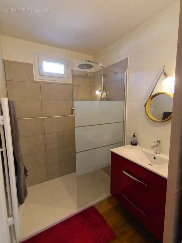 Appartement à MONTCEAU-LES-MINES