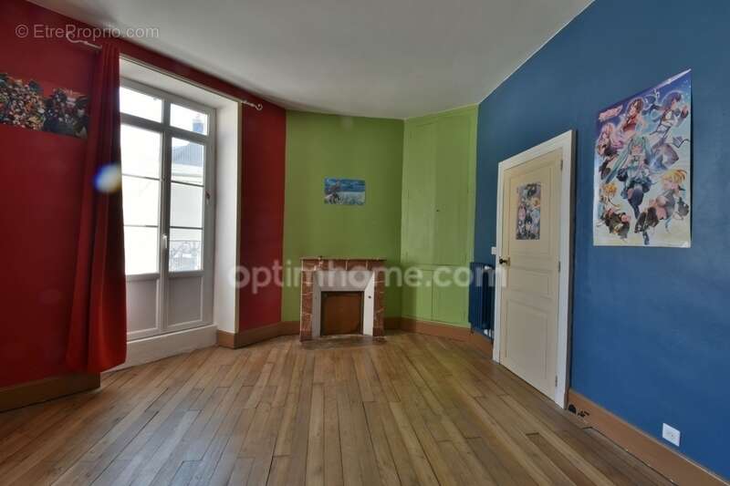 Maison à ARGENTON-SUR-CREUSE