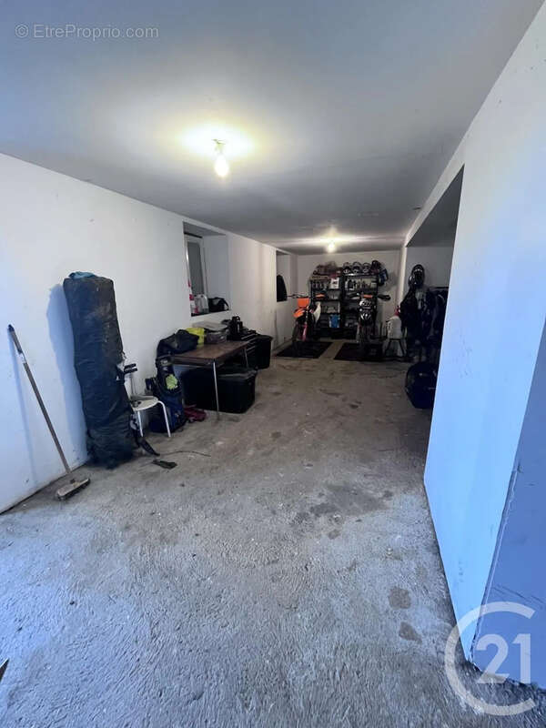 Maison à SAINT-MAMET-LA-SALVETAT