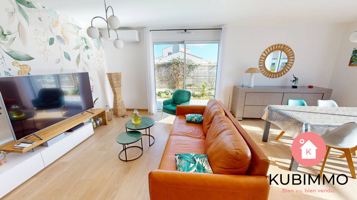 Salon - Maison à LONGEVILLE-SUR-MER