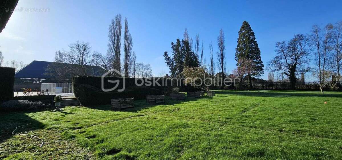 Appartement à SAINS-EN-AMIENOIS