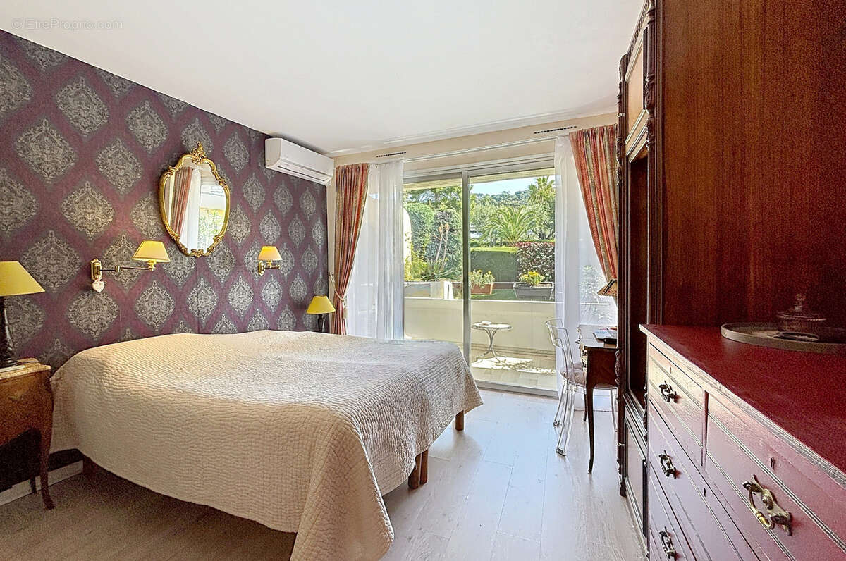 Appartement à LE CANNET