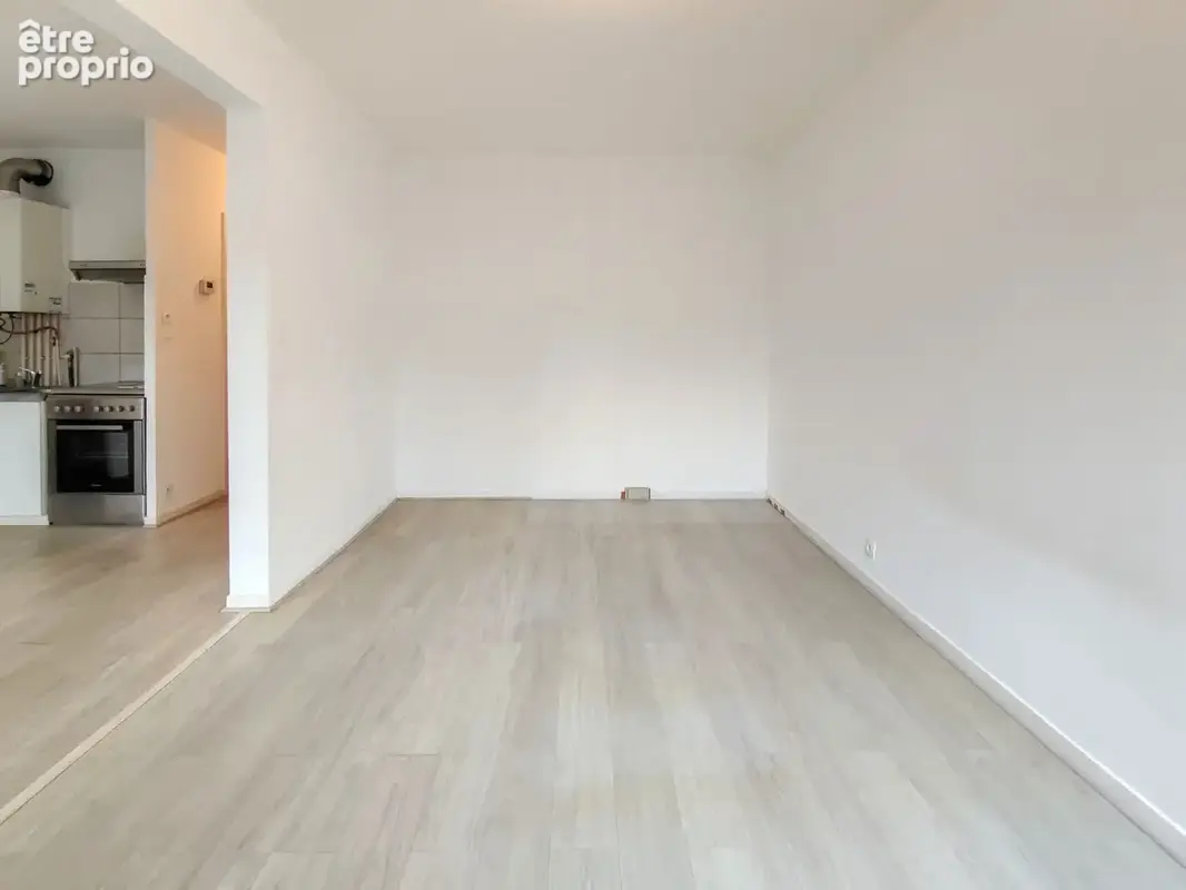 Appartement T1 à vendre à Saint Barthelemy d'Anjou avec stationnement - photo 4