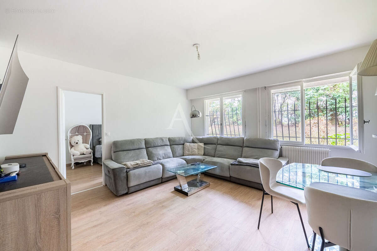 Appartement à SAINT-GRATIEN