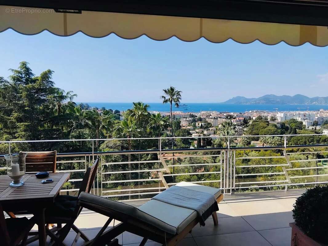Appartement à CANNES